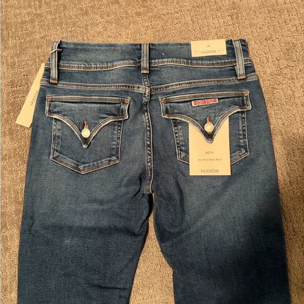 Hudson Denim Beth Mid-rise Baby Boot jeans - Picture 9 of 10